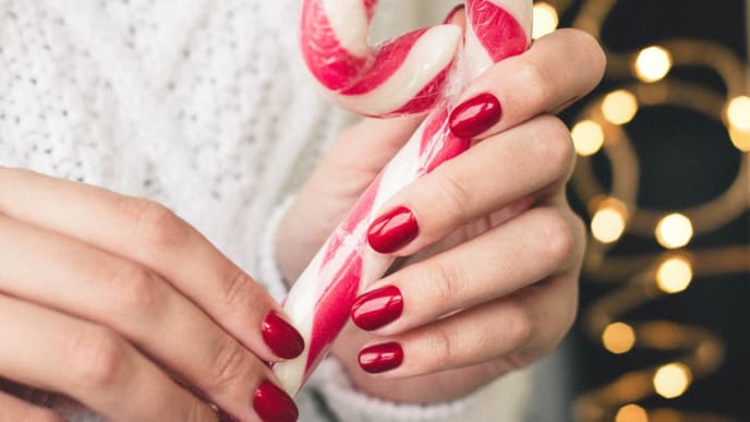weihnachten rote nägel zuckerstange 