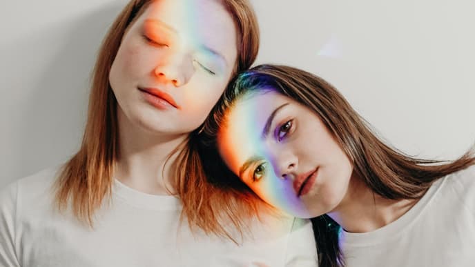 Horoskop Thema: Zwei Frauen