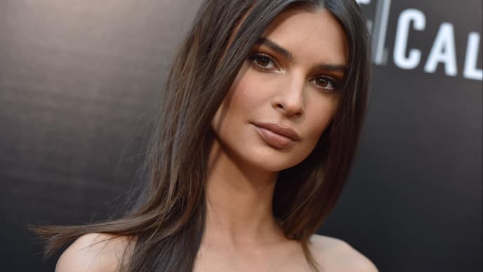 Emily Ratajkowski