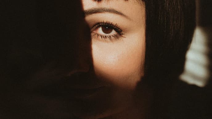 Auge mit Sonnenschatten