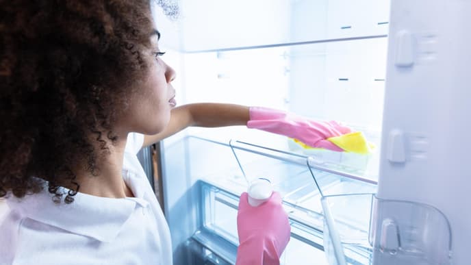 Kühlschrank reinigen