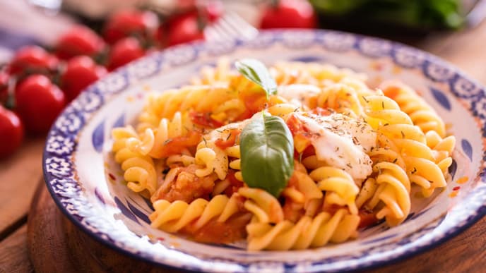 Pasta auf dem Teller 