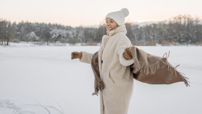 Horoskop Thema: Frau im Schnee