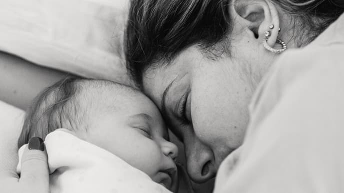 Wochenbett Mutter und Kind
