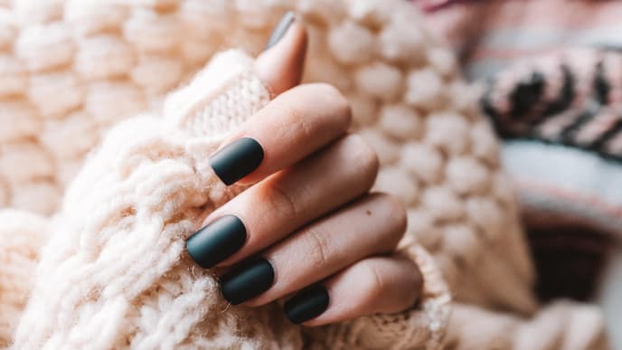 Nageltrend schwarze Nägel