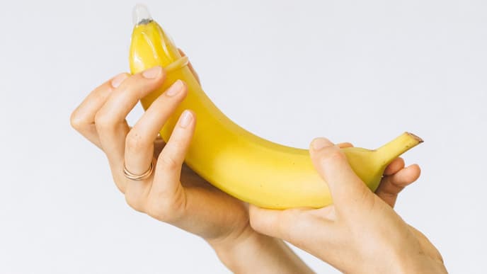 Kondom über Banane