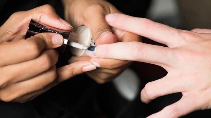 Nagellack Trend 2022 Pastellfarbe