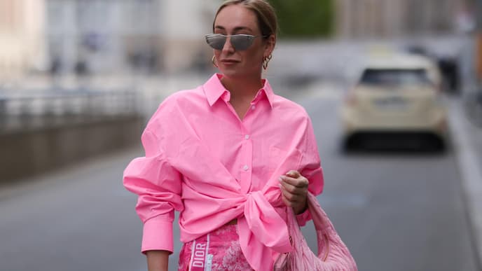 Sonia Lyson pink outfit