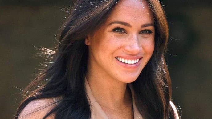 Meghan Markle lächelt
