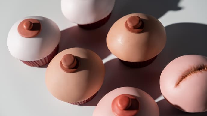 Muffins in Form von Brüsten