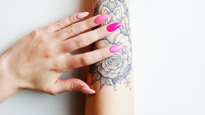 Pinke Nägel verschiedene Farben