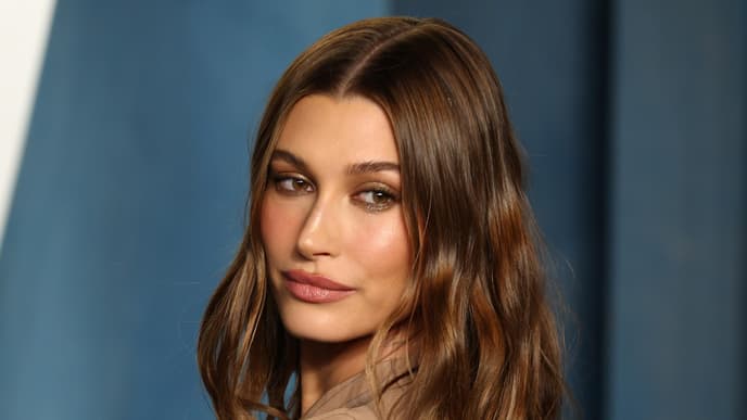 Hailey Bieber Glow