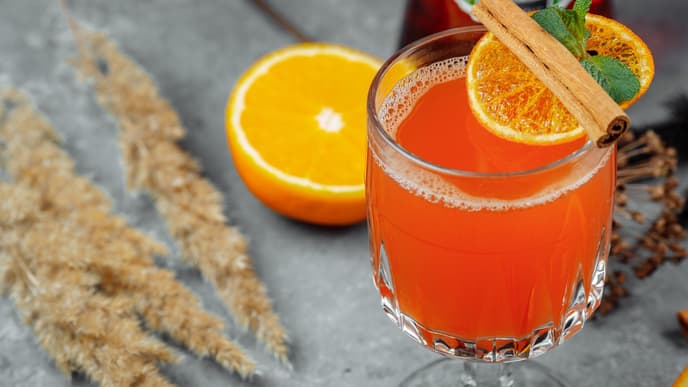 Warmes Getränk mit Alkohol