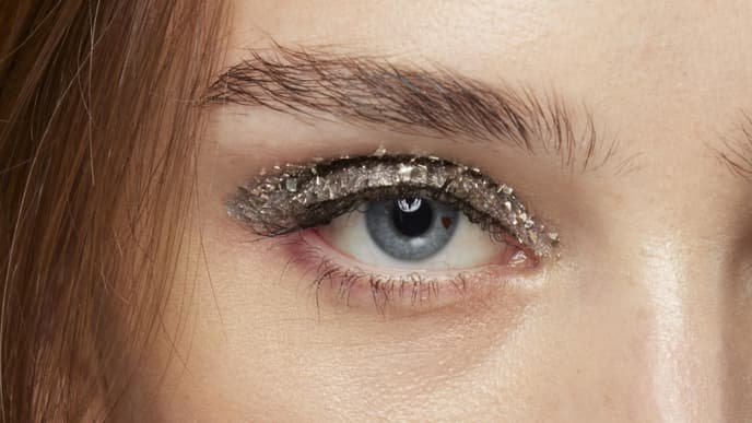 Glitter Cut Crease