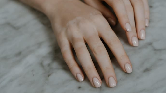 Milky Nails
