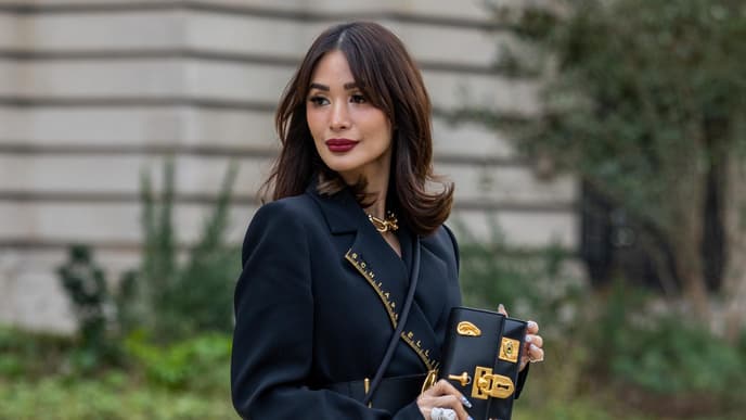 Heart Evangelista mit voluminösen Haaren