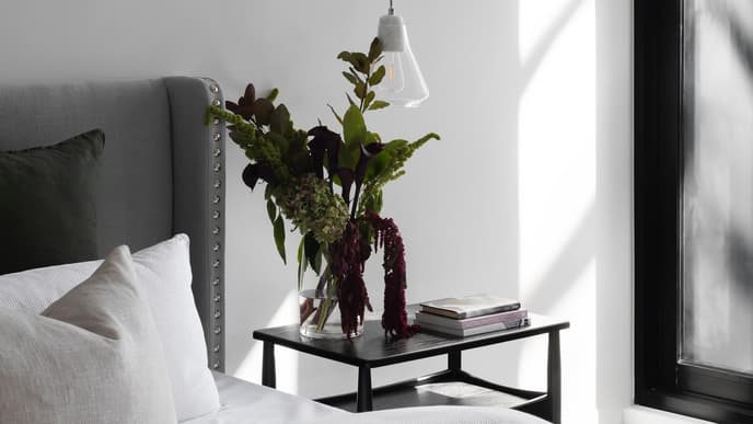 Graues Schlafzimmer
