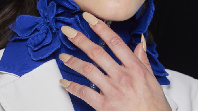Vanilla Nails