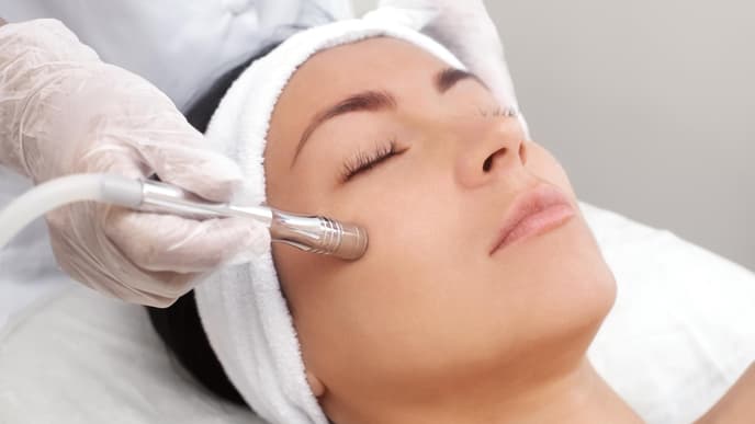 Microdermabrasion Behandlung