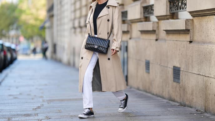 Trenchcoat im Frühling