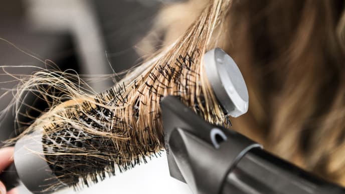 Haare föhnen