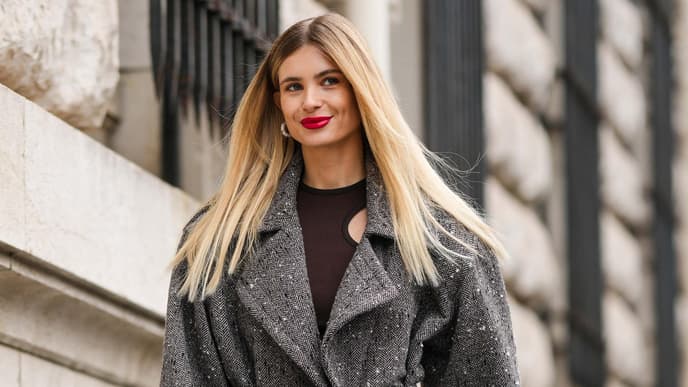 Xenia Adonts lange Haare
