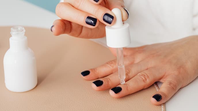 Nagelhaut pflegen