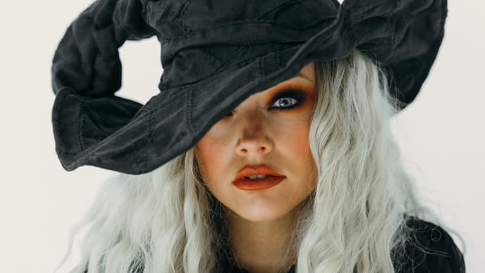 Hexe schminken: So gelingt das Halloween-Make-up