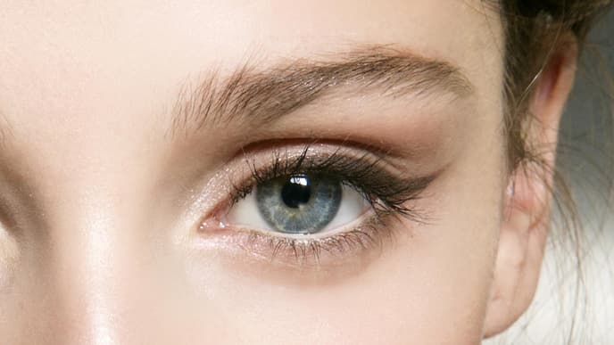 Brauner Eyeliner Brauner Eyeliner