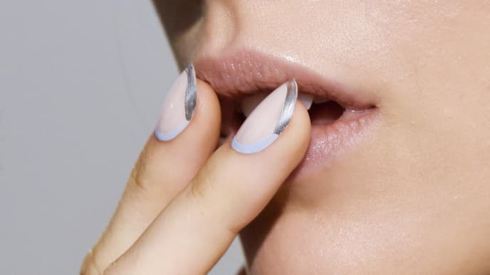 French Nails kurze Nägel