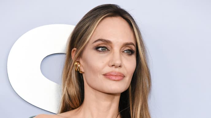 Angelina Jolie helle Haare