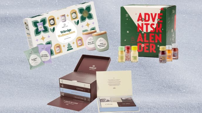 Adventskalender versüßen uns die Weihnachtszeit. Adventskalender von Potluck, Purelei und Kloster Kitchen auf einem weißen glitzernden Hintergrund.