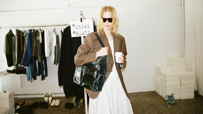 Zeitlose Ikonen, die dich im Jetzt begleiten – inspiriert von gestern, entworfen für morgen.