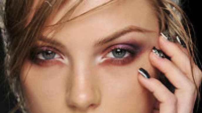 Metallic-Nagellack