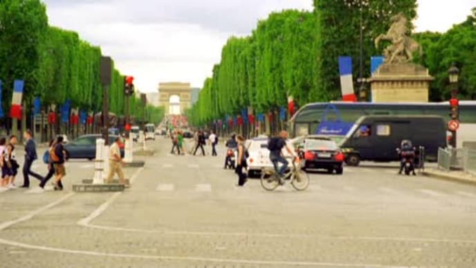 trailer-zum-kinofilm-midnight-in-paris-512x274-1249051.jpg
