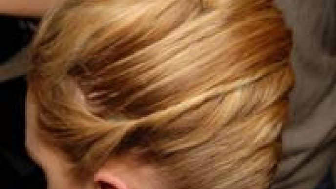 haare-hoch-fuer-die-feiertage-200x221-bild-1-18312.jpg