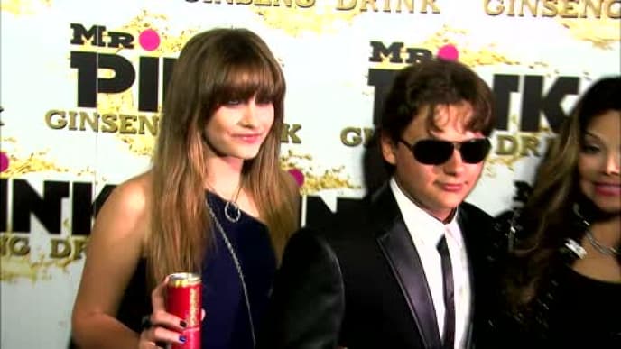 video-alles-zu-paris-jacksons-suizidversuch-480x270-1813583.jpg