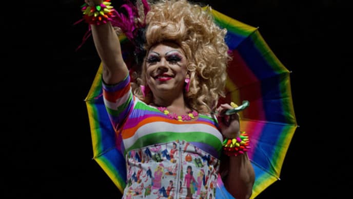 dragqueen-480x360-1991046.jpg