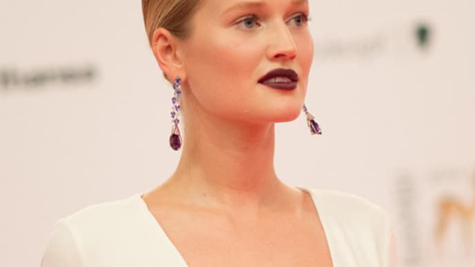 toni-garrn-lippenstift-2002697.jpg