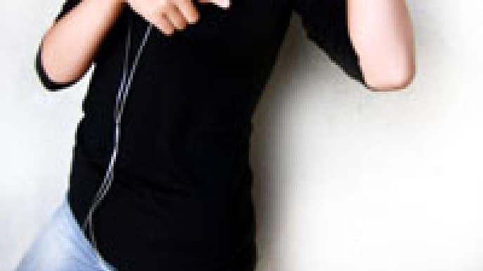 kommt-der-sound-jetzt-von-rechts-oder-oben-bild-fotolia-200x267-6333.jpg