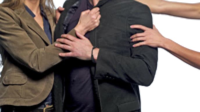sex-und-mord-die-serienstarts-dexter-californication-und-pushing-daisies-200x300-204559.jpg