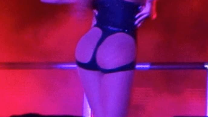 beyonce-on-the-run-1965085.png