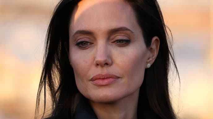 angelina-jolies-doppelgaengerin-gi-480x360-2080041.jpg