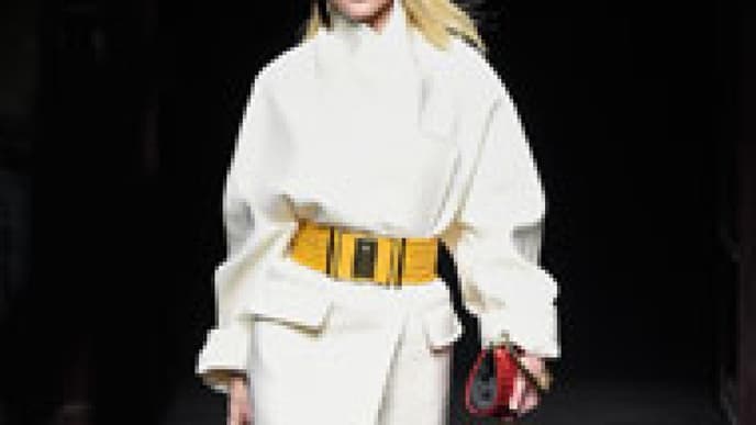 Jolie-Sedcard: Jessica Stam