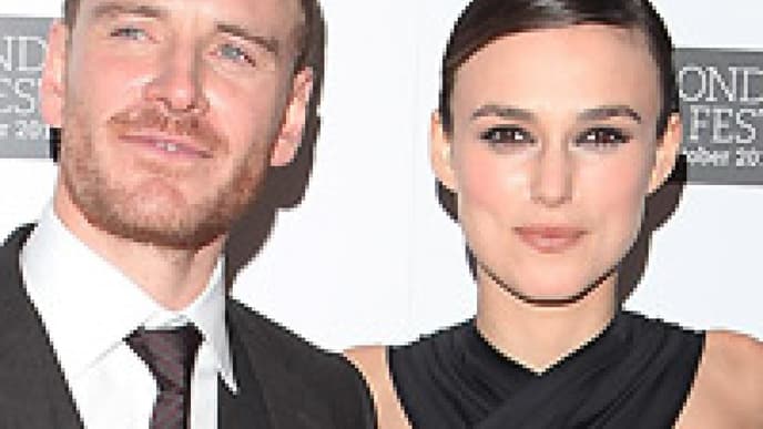 Keira Knightley trägt bauchfrei