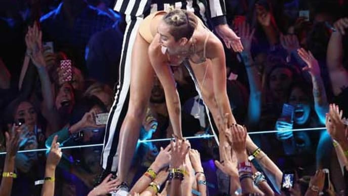 mileys-cyrus-vmas-1848115.jpg