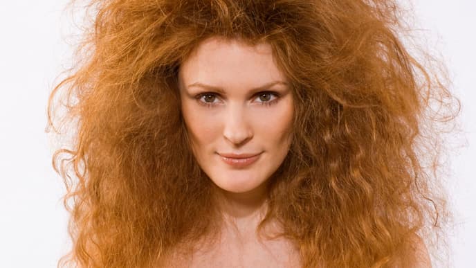 Probleme, die nur Frauen mit dicken Haaren kennen