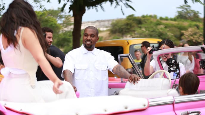 kanye-west-muttertagsgeschenk