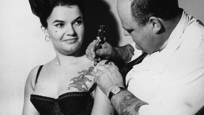 Tattoo-Frau