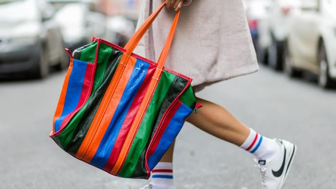 balenciaga-bazar-mango